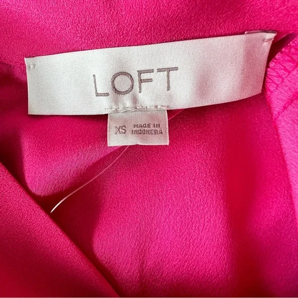 NWT Loft High Neck Twist Bubble Sleeve Blouse - XS - Picture 8 of 8